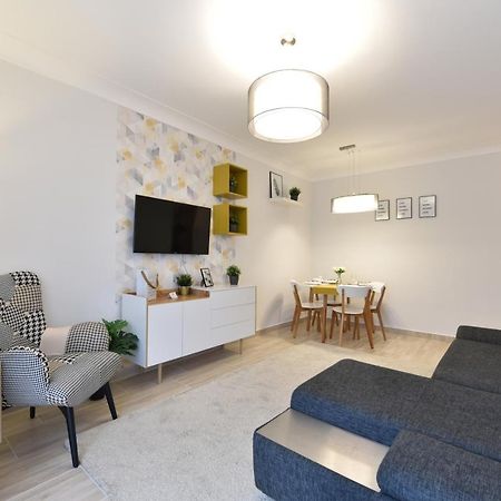 Kiralykut 1 Apartman - Ingyen Parkolas, Bicajok, Ac İstolni Belgrad Dış mekan fotoğraf