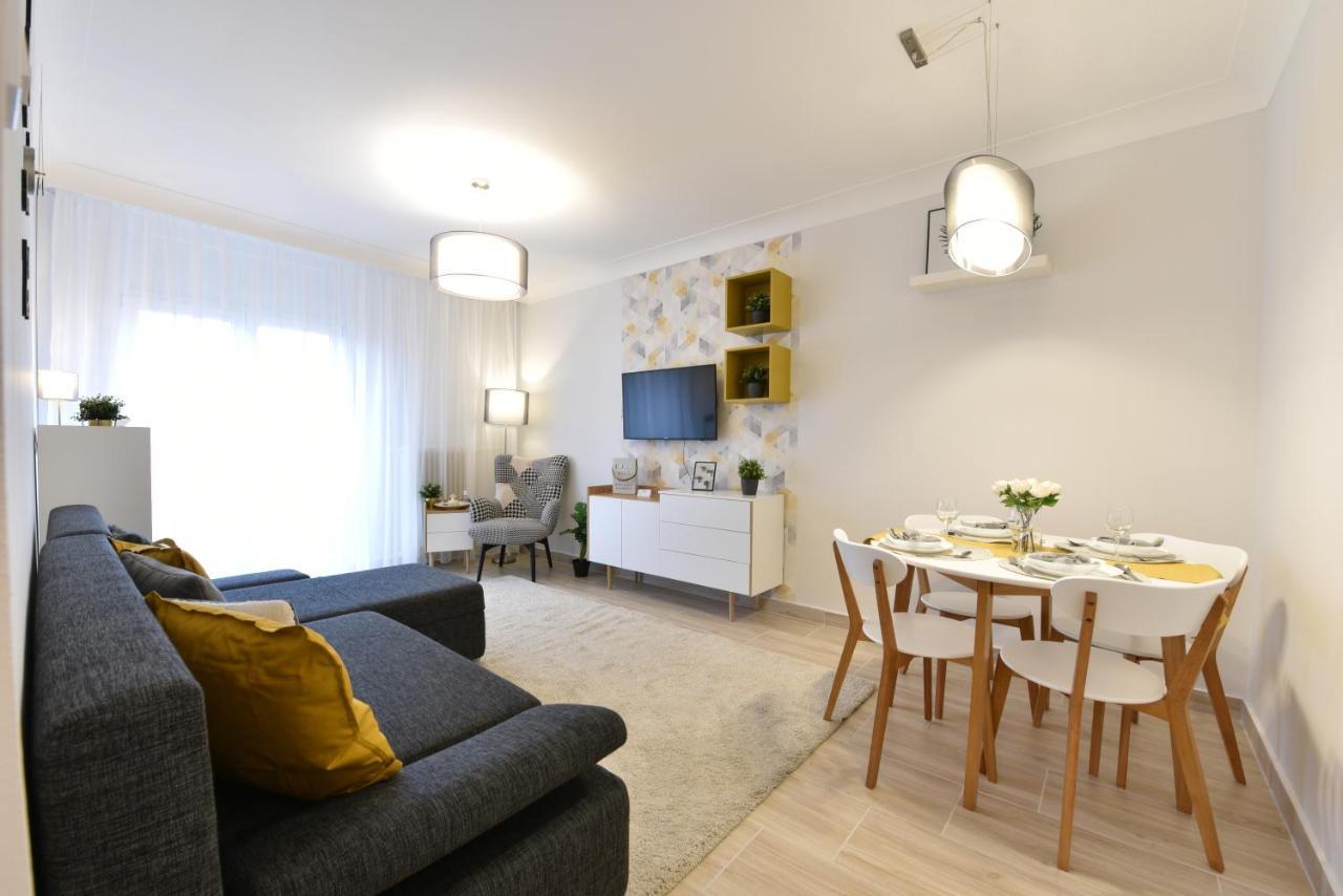 Kiralykut 1 Apartman - Ingyen Parkolas, Bicajok, Ac İstolni Belgrad Dış mekan fotoğraf