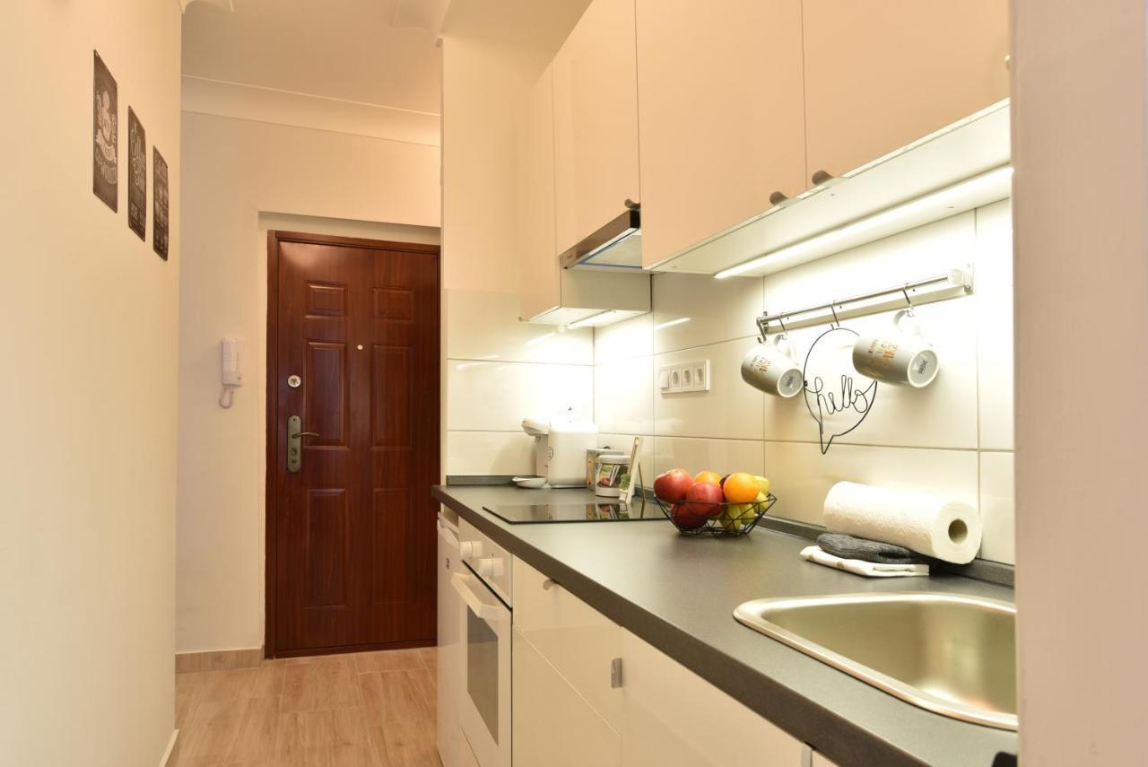 Kiralykut 1 Apartman - Ingyen Parkolas, Bicajok, Ac İstolni Belgrad Dış mekan fotoğraf