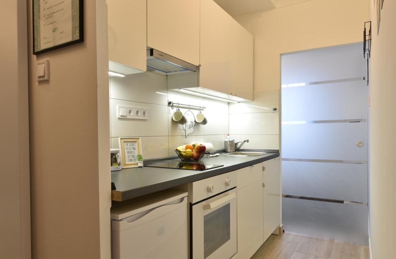 Kiralykut 1 Apartman - Ingyen Parkolas, Bicajok, Ac İstolni Belgrad Dış mekan fotoğraf
